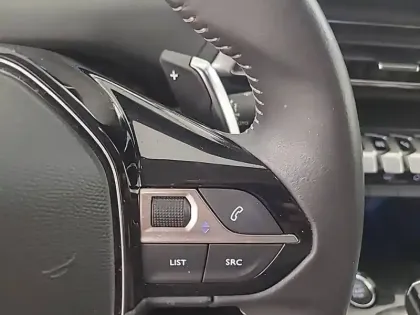 Photo 21 Peugeot 3008  Hybrid 225 e-EAT8