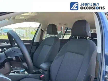 Photo 10 Volkswagen Golf  1.5 eHybrid 204 DSG6