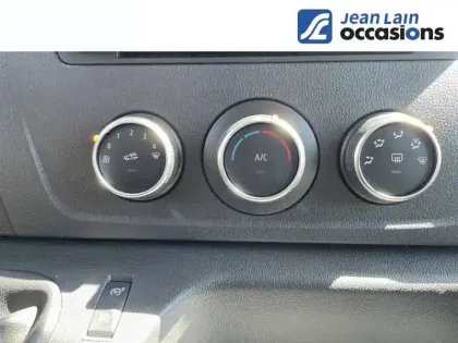 Photo 35 Renault Master  FGN TRAC F3500 L3H2 BLUE DCI 135