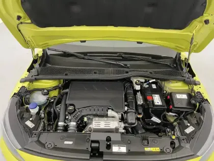 Photo 52 Peugeot 208  PureTech 100 S&S BVM6