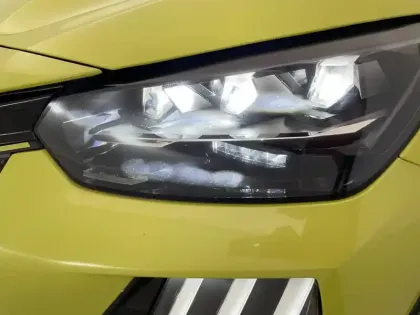 Photo 55 Peugeot 208  PureTech 100 S&S BVM6