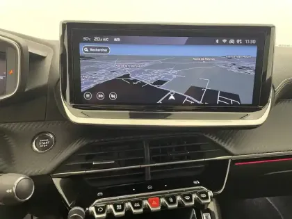 Photo 51 Peugeot 208  PureTech 100 S&S BVM6