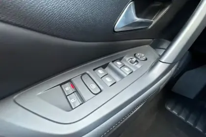 Photo 21 Peugeot 308  PHEV 180 e-EAT8