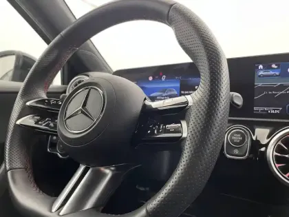 Photo 23 Mercedes Classe A  200