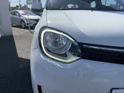 Photo 16 Renault Twingo  III Achat Intégral - 21