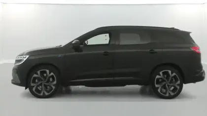 Photo 10 Renault Espace  E-Tech full hybrid 200 GSR2