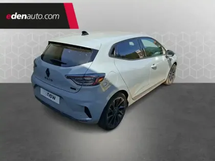Photo 19 Renault Clio  E-Tech full hybrid 145