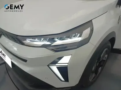 Photo 15 Renault Symbioz  E-Tech full hybrid 145
