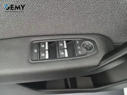 Photo 11 Renault Symbioz  E-Tech full hybrid 145