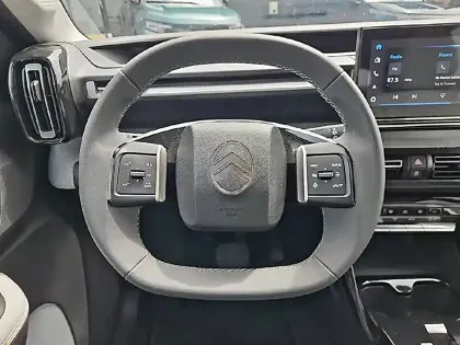Photo 8 Citroën C3 e- 113 ch