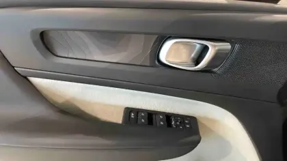 Photo 22 Volvo XC40  T4 Recharge 129+82 ch DCT7
