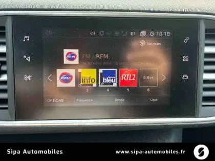 Photo 24 Peugeot 308  PureTech 130ch S&S BVM6