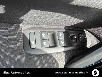 Photo 29 Peugeot 308  PureTech 130ch S&S BVM6