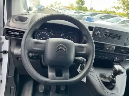 Photo 8 Citroën Berlingo  VAN  950 PURETECH 110 S&S