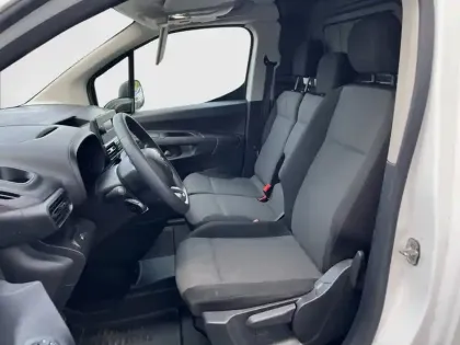 Photo 10 Citroën Berlingo  VAN  950 PURETECH 110 S&S