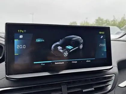 Photo 22 Peugeot 3008  Hybrid 225 e-EAT8