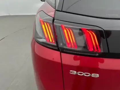 Photo 45 Peugeot 3008  Hybrid 225 e-EAT8