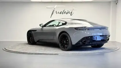 Photo 6 Aston Martin DB11  Coupé 5.2 Biturbo V12 AMR