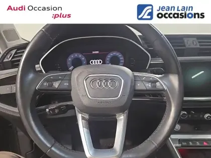 Photo 11 Audi Q3  40 TFSI 190 ch S tronic 7 Quattro