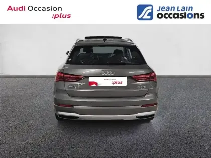 Photo 5 Audi Q3  40 TFSI 190 ch S tronic 7 Quattro