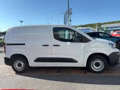 Photo 12 Peugeot Partner  FOURGON STANDARD 650 KG BLUEHDI 100 S&S BVM6
