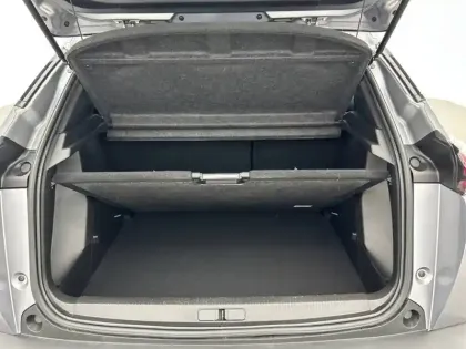 Photo 35 Peugeot 2008  PureTech 100 S&S BVM6