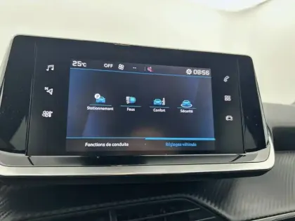 Photo 49 Peugeot 2008  PureTech 100 S&S BVM6