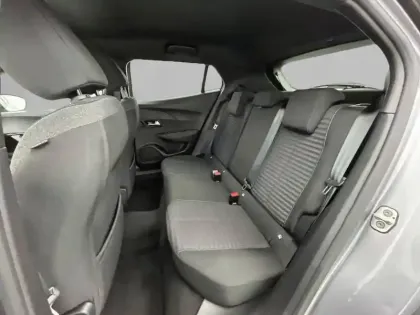 Photo 32 Peugeot 2008  PureTech 100 S&S BVM6