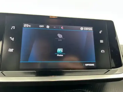 Photo 47 Peugeot 2008  PureTech 100 S&S BVM6