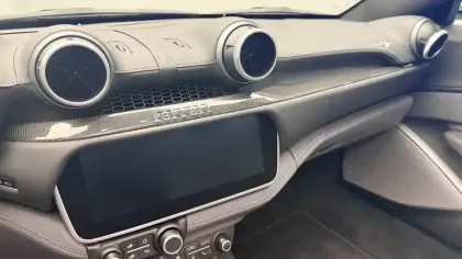 Photo 15 Ferrari Portofino  4.0 V8 600 ch