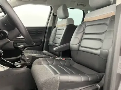 Photo 13 Citroën C3 Aircross  PureTech 110 S&S BVM6