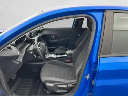 Photo 26 Peugeot 208  Electrique 50 kWh 136ch