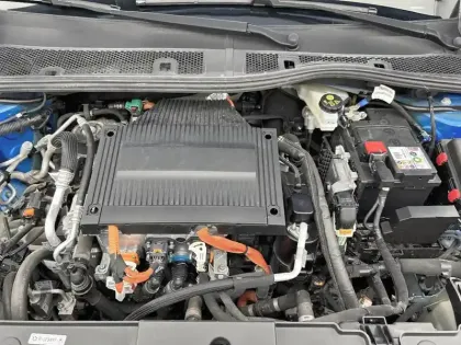 Photo 41 Peugeot 208  Electrique 50 kWh 136ch