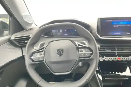 Photo 10 Peugeot 208  Hybrid 110 ch e-DCS6