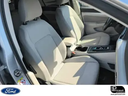 Photo 8 Volkswagen Golf  1.5 eTSI OPF 150 DSG7