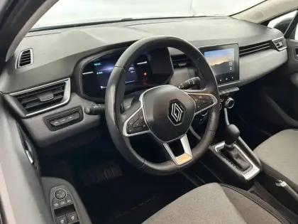 Photo 37 Renault Clio  E-Tech full hybrid 145 ch GSR2
