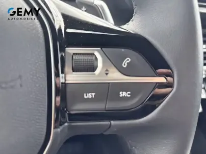 Photo 18 Peugeot 2008  Hybrid 145 e-DCS6