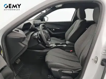 Photo 8 Peugeot 2008  Hybrid 145 e-DCS6