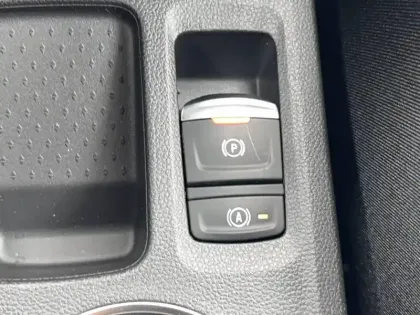 Photo 23 Renault Captur  E-Tech full hybrid 160 ch