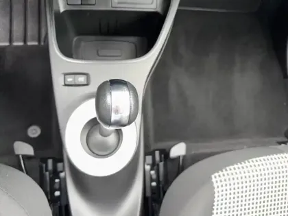 Photo 12 Renault Twingo  III E-Tech