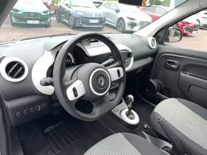 Photo 9 Renault Twingo  III E-Tech