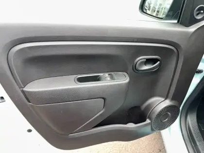 Photo 10 Renault Twingo  III E-Tech