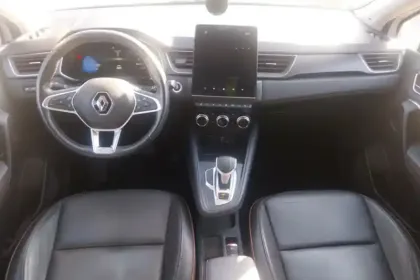 Photo 8 Renault Captur  E-Tech Plug-in 160