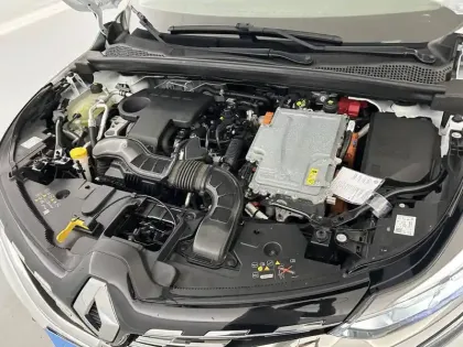Photo 35 Renault Captur  E-Tech Plug-in 160