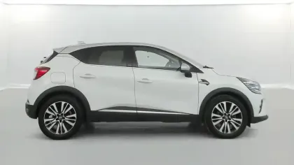 Photo 14 Renault Captur  E-Tech Plug-in 160