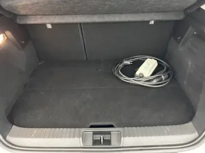 Photo 26 Renault Captur  E-Tech Plug-in 160