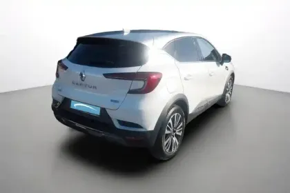 Photo 5 Renault Captur  E-Tech Plug-in 160