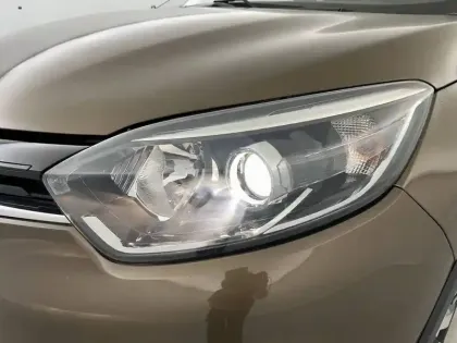 Photo 32 Renault Captur  TCe 120 Energy