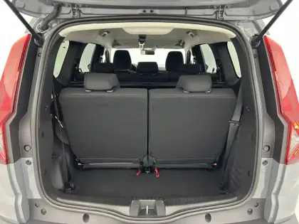 Photo 34 Dacia Jogger  Hybrid 140 7 places GSR2