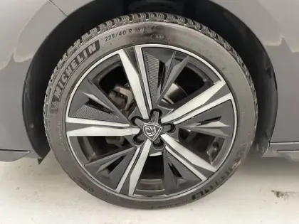 Photo 15 Peugeot 308  PureTech 130ch S&S EAT8